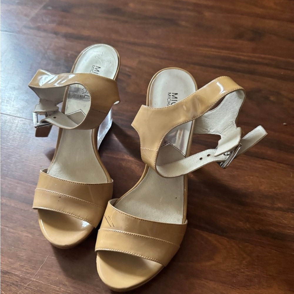 Michael Kors Tan Sandals with Wide Strap